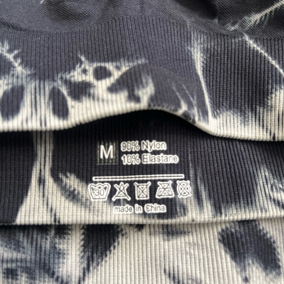 Tie-Dye Activewear Set - Picture 3 of 3